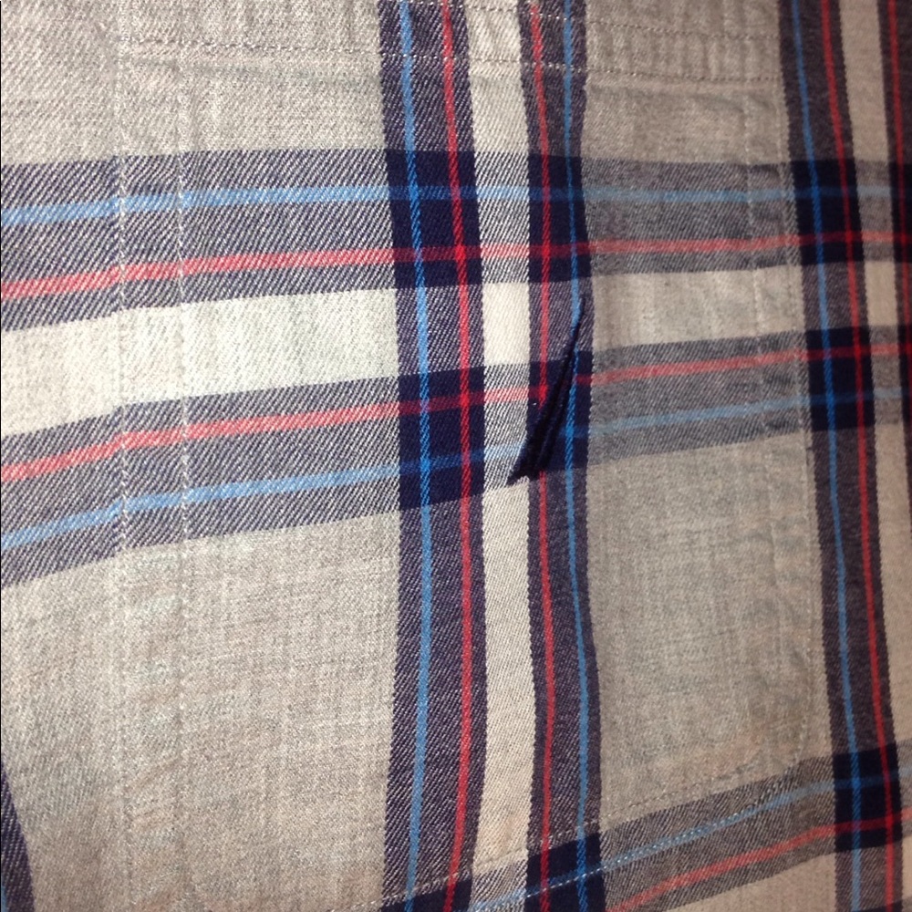 🎁 Nautica Button-Down